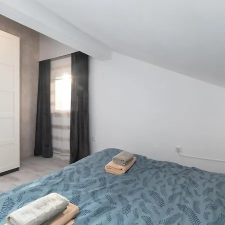 Attic Oasis - 2 Bedroom *