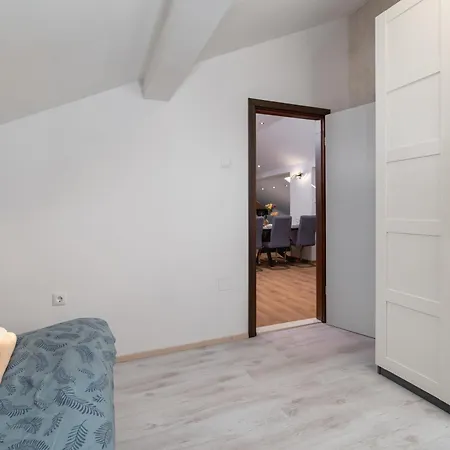 Attic Oasis - 2 Bedroom Apartmán Zadar